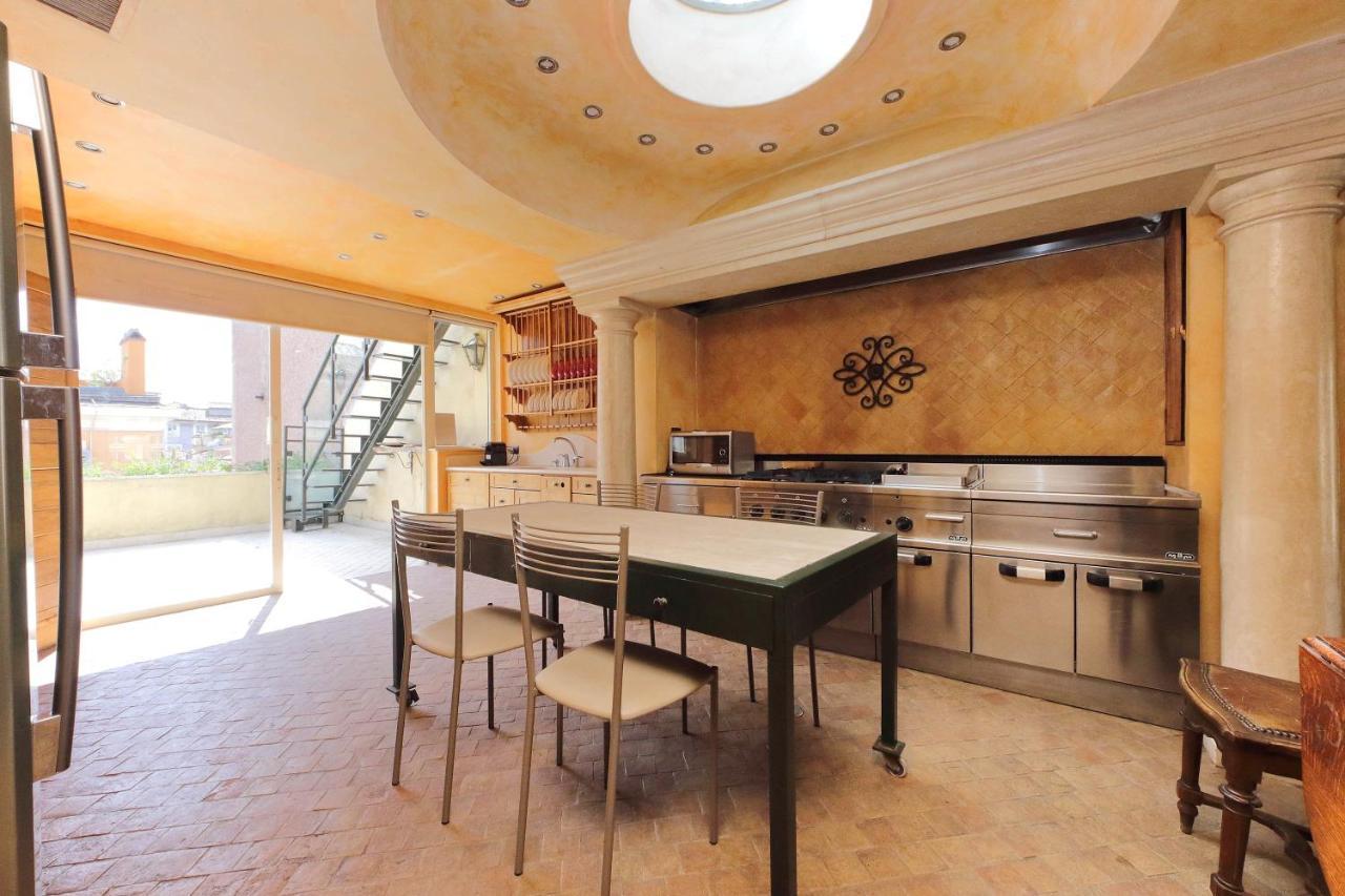 Suity I Penthouse With Two Terraces Roma Esterno foto